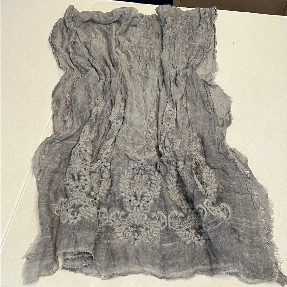 DONCASTER GRAY SOFT EMBROIDERED LARGE SCARF